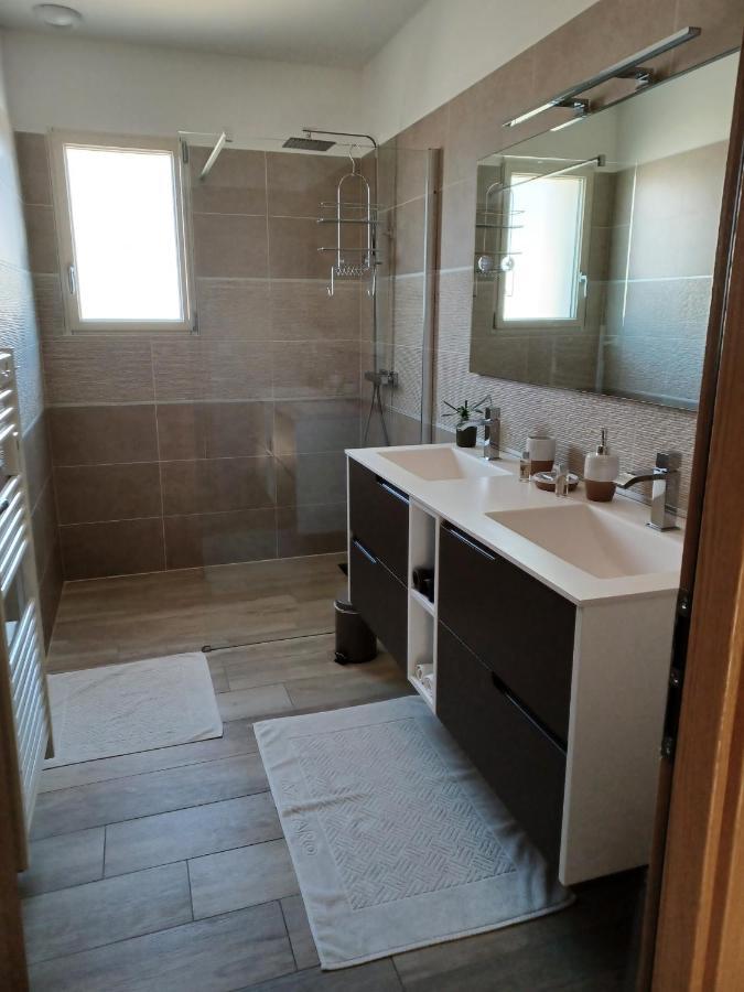 Rue Du Bac Bed & Breakfast Villeneuve-de-la-Raho Bagian luar foto